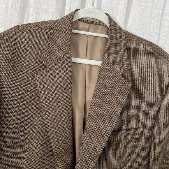 Izod Brown 100% Lambswool Herringbone 2 Button Satin Lined Blazer Sport Coat 44L - Picture 2 of 10